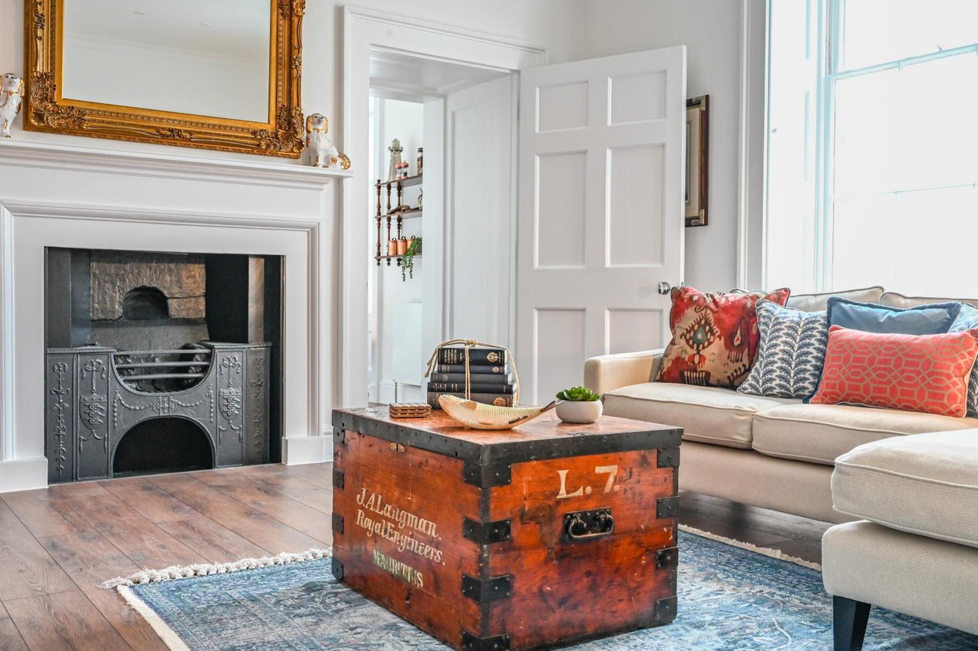 9 Admiralty House Stunning Luxury With Free Parking Plymouth