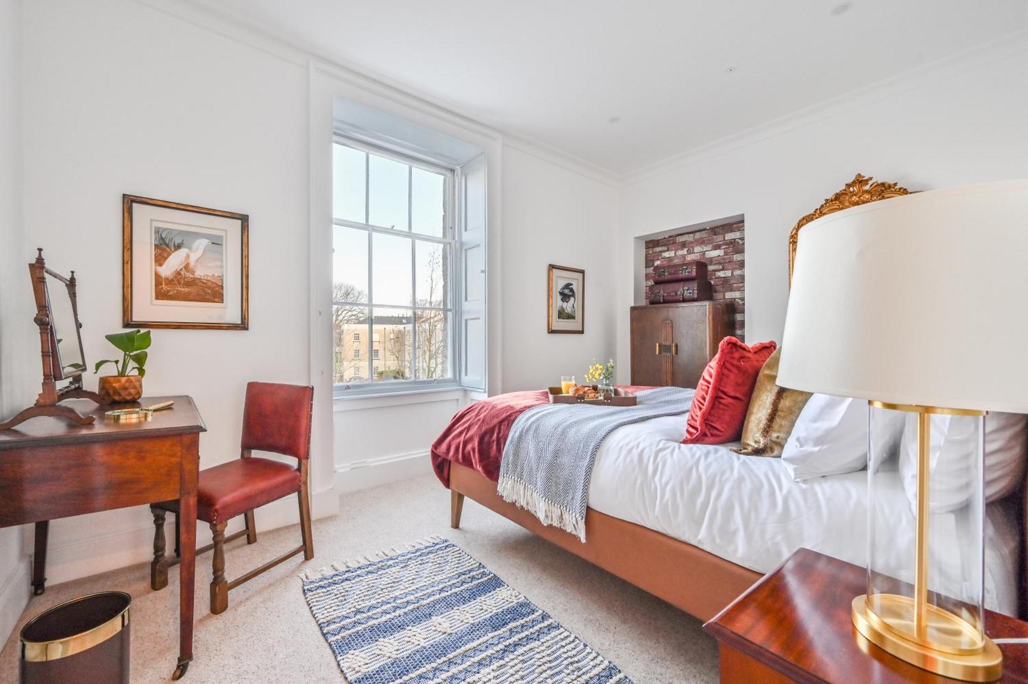 9 Admiralty House Stunning Luxury With Free Parking Plymouth