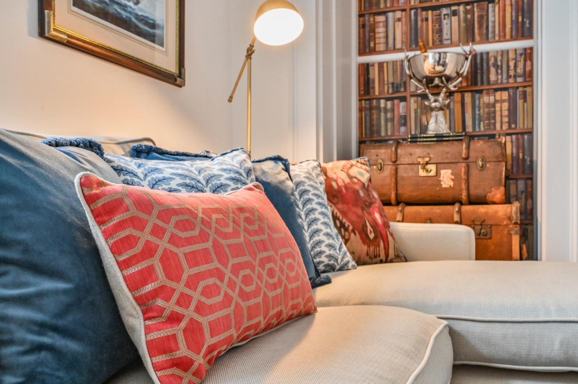 Apartment 9 Admiralty House Stunning Luxury With Free Parking *